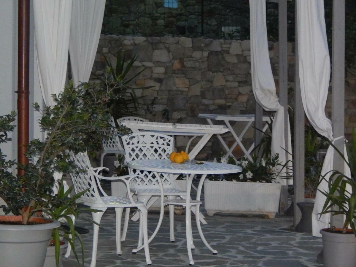 ليفانتو B&B Pie Del Castello المظهر الخارجي الصورة