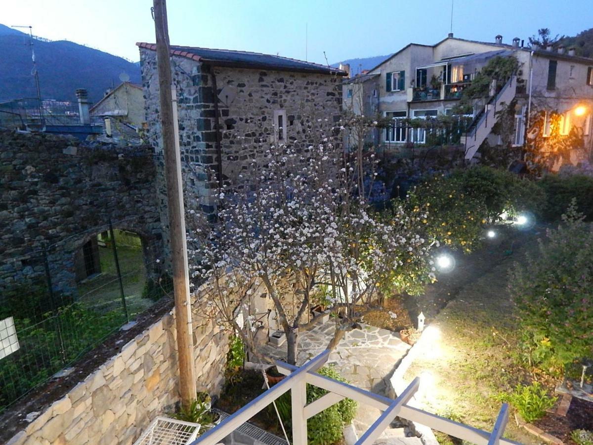 ليفانتو B&B Pie Del Castello المظهر الخارجي الصورة